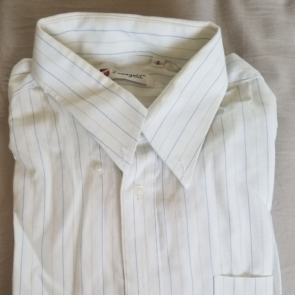 nice white button up shirt